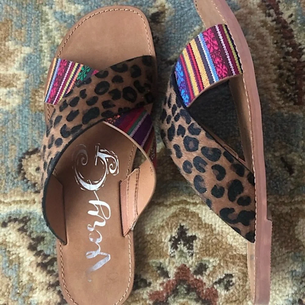 Very G Serape Leopard Sandals - Picture 8 of 13